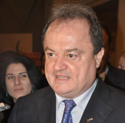 Vasile Blaga, noul preşedinte al Senatului